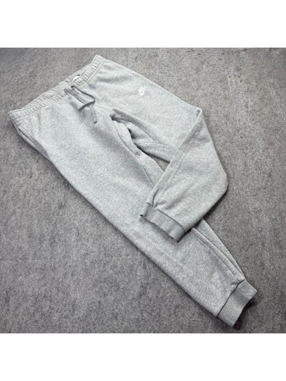 Nike Sportswear Club Fleece Joggers Men L Gray Tapered 29" Sweatpants 804408